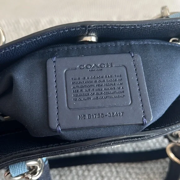 Coach Leather Crossbody Satchel Bag + Keychain - Picture 6 of 8